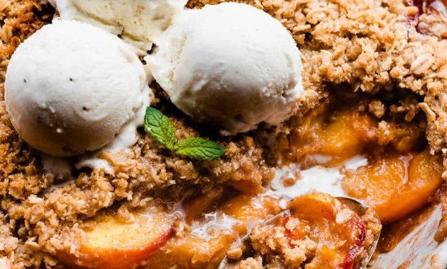 Heavenly Brown Butter Peach Crisp