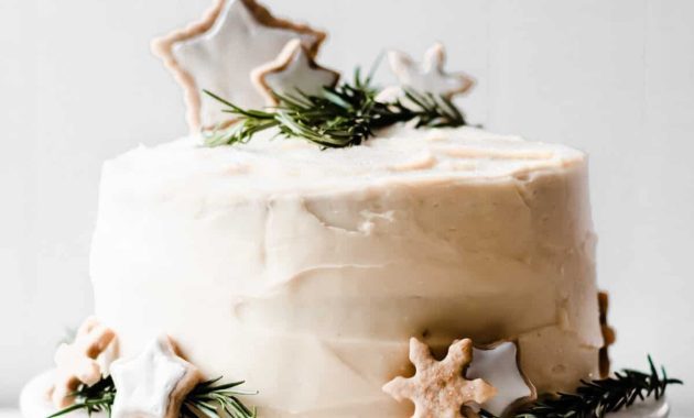 Golden Winter White Chocolate Cake