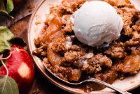 Cast Iron Apple Crisp Delight