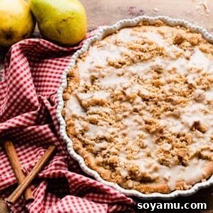 Deep Dish Pear Dessert Pizza with Cinnamon Streusel